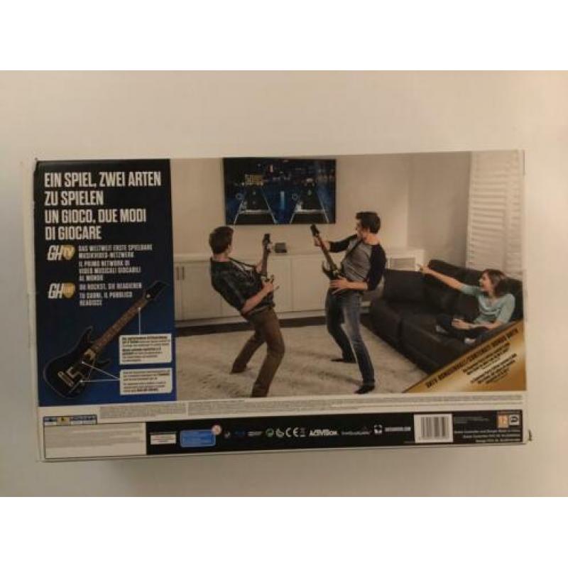 Ps4 - Guitar Hero Live met 2 gitaren