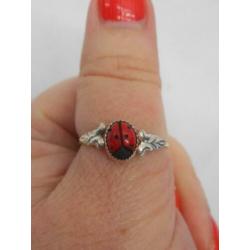 Zilveren vintage ring met lieveheersbeestje nr.010