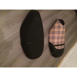 Piaggio zip 2000 orgineel zwart zadel en burberry zadel !!!!