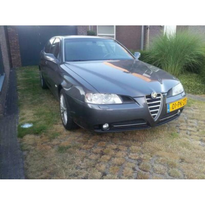 Alfa Romeo Alfa-166 2.0 Twin Spark 2004 Grijs