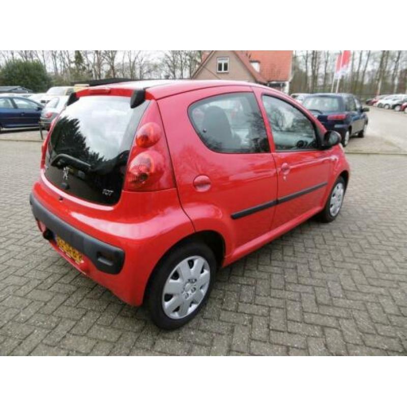 Peugeot 107 1.0 12v 68pk 5d xs nederlands