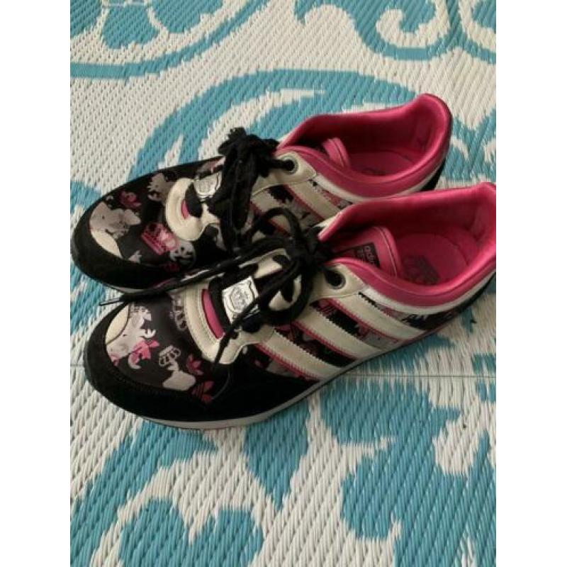 Adidas maat 40