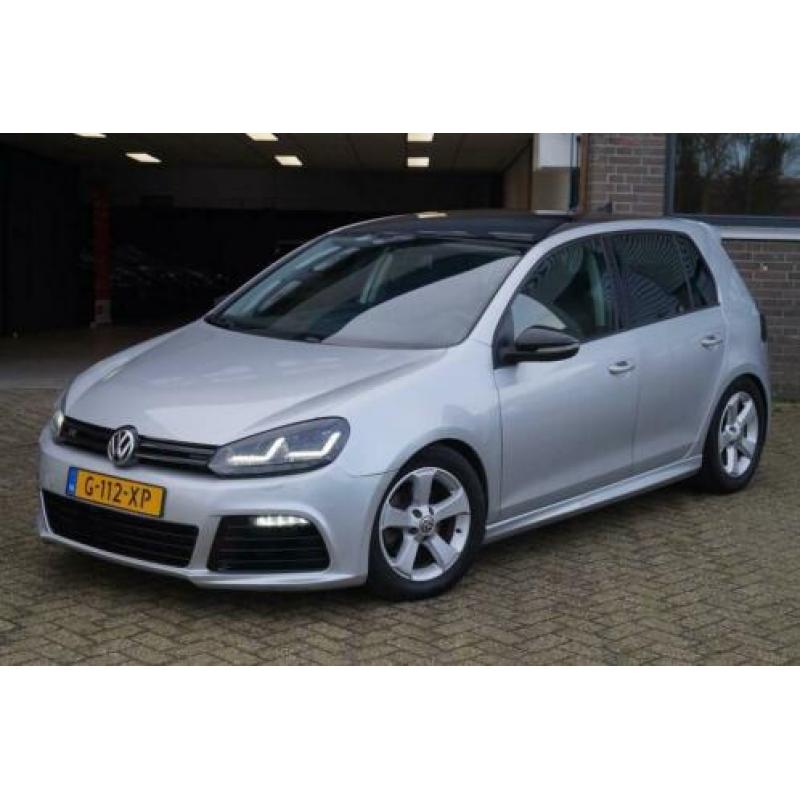 Volkswagen Golf 1.2 TSI Highline BlueMotion R20 R Line Navi