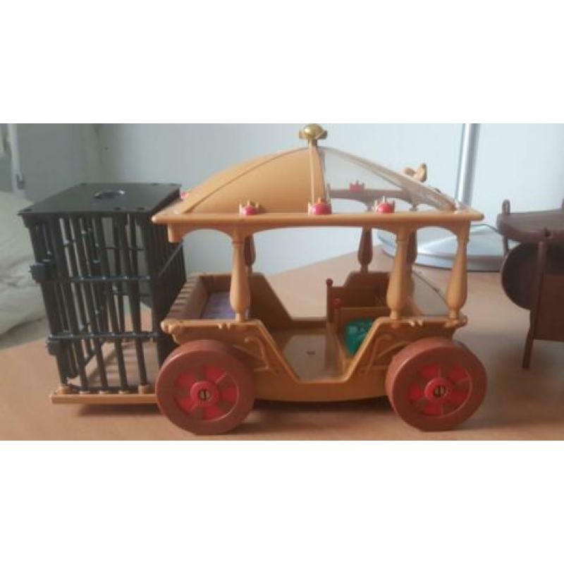 Robin Hood boomhut en wagen