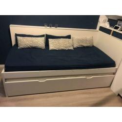 Ikea odda flaxa bed + onderschuif bed gedemonteerd