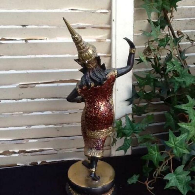 Bronzen beeldje van Thaise danseres