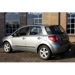 Suzuki SX4 1.6 Exclusive Auto Airco, Keyless, Trekhaak, LMV