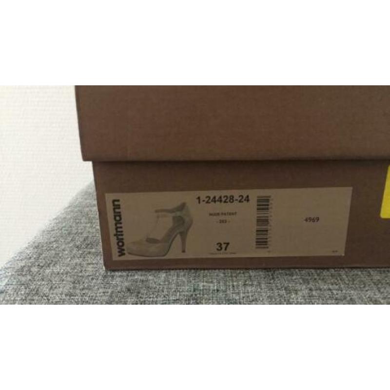Topvintage Tamaris pump nude beige 37