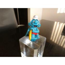 smurf, surfer, met surfplank uit 1982, nummer 2.0137