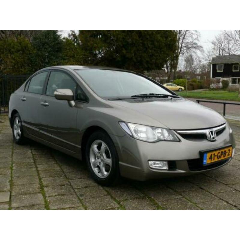 Honda Civic 1.3 Hybrid Zeer leuke Honda Hybrid! Stoelverwarm