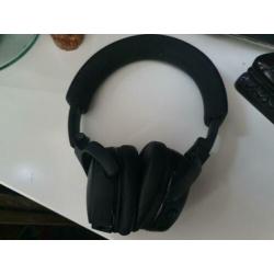 Bose on-ear wireless headphones zgan