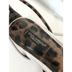 Dolce & Gabbana sandalen zilver, maat 39 - NP 595,- deloox
