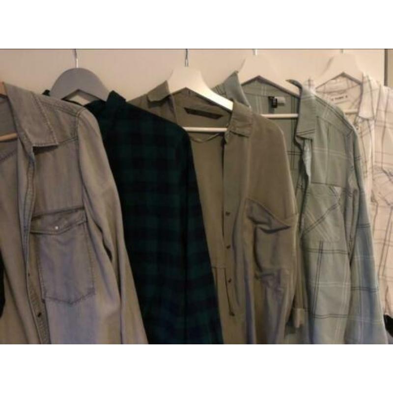 2 zakken kleding op te halen, diverse merken, maat S/M