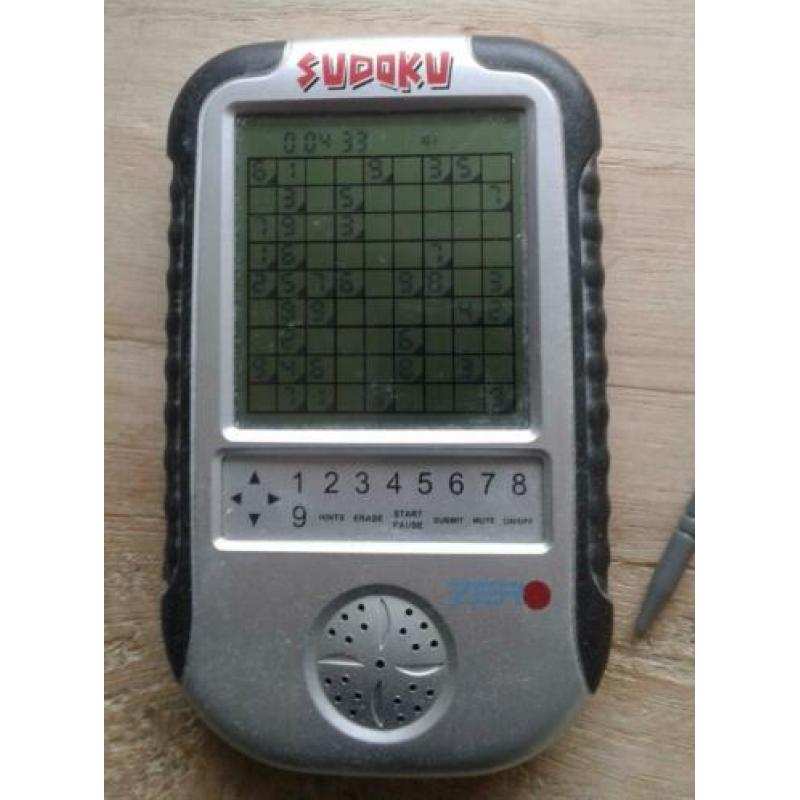 Nostalgie Vintage touch screen handheld game soduko ca 1999