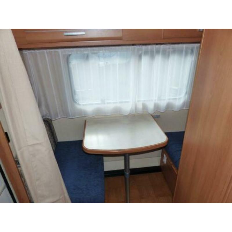 Caravelair Antares Luxe 370 met mover en voortent
