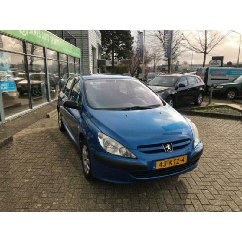 Peugeot 307 1.4-16V XR