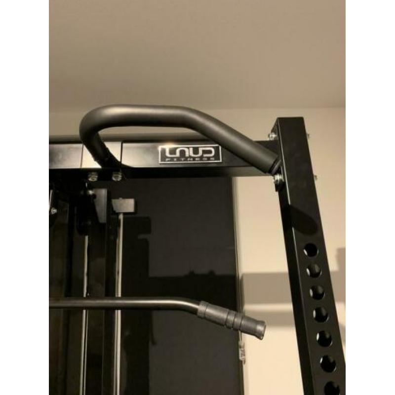 Half rack met lat pulley