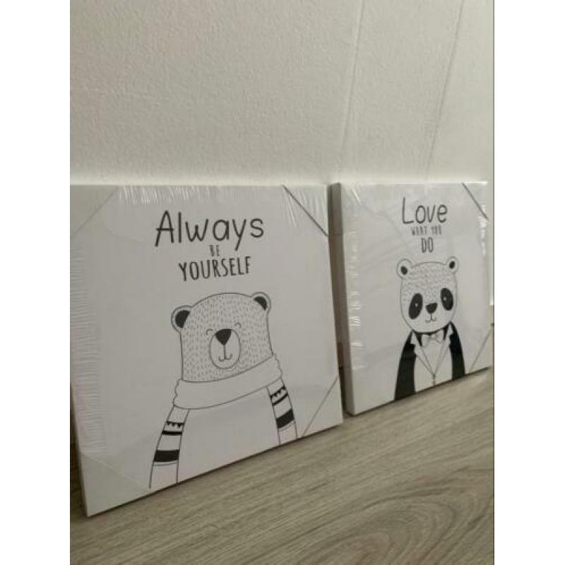 2 nieuwe canvas kinderschilderijtjes samen €5,00