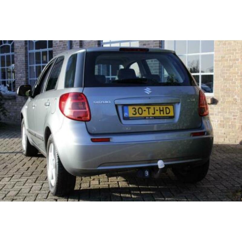 Suzuki SX4 1.6 Exclusive Auto Airco, Keyless, Trekhaak, LMV