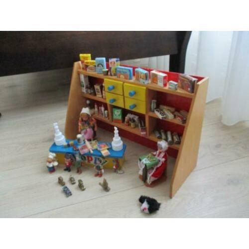 een mooi oud houten winkeltje met toebehoren