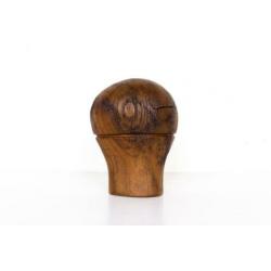 Antieke hoeden mallen mannequin hoofd kop hout