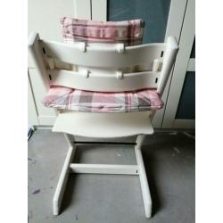 Stokke Tripp Trapp kinderstoel wit compleet. Trip Trap