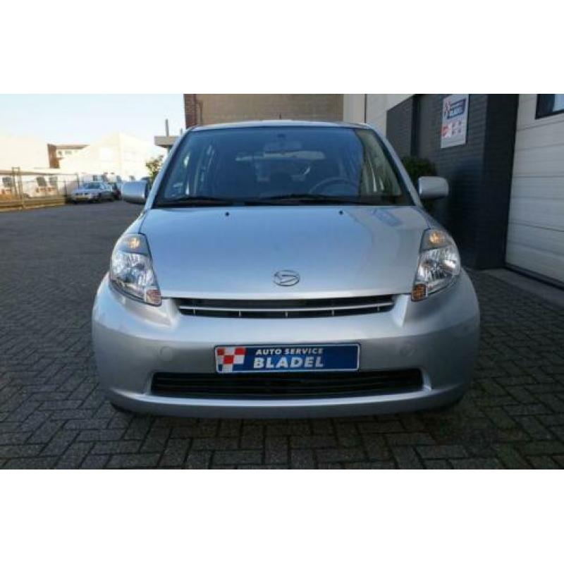 Daihatsu Sirion 2 1.0-12V Premium Airco !