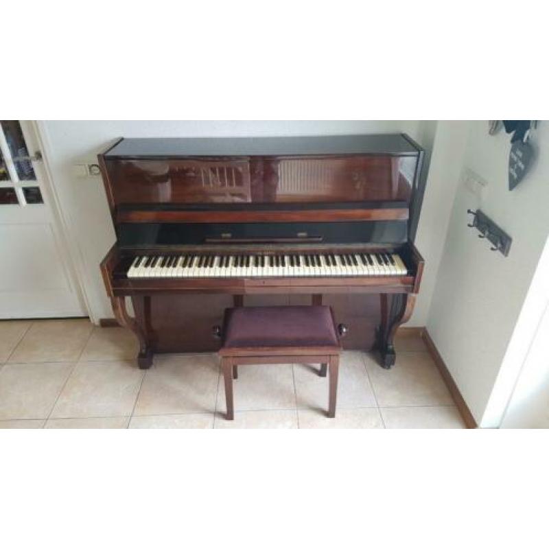 Zeer fraaie Ühlmann bruine (noten) hoogglans piano