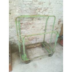 Industriële transportkar / trolley