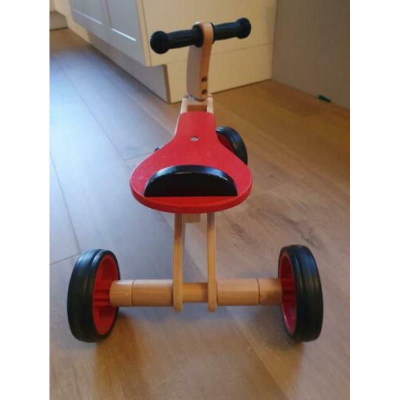 Houten loopfiets
