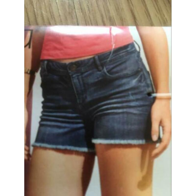 Nieuw stretch jeans broekje / korte spijkerbroek mt 40