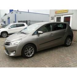 Toyota VERSO 1.8 16V VVT-I BUSINESS