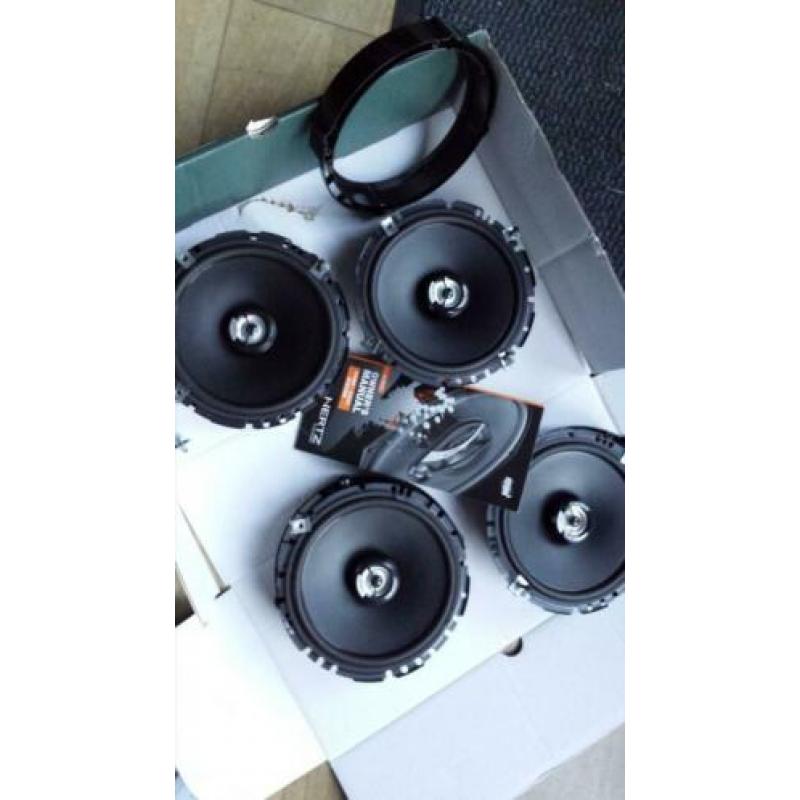 Autospeakers van Hertz 100 Watt
