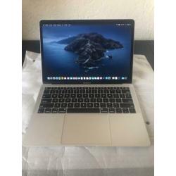 Mb air retina 01-2019 500gb ssd 35 laadcycli office