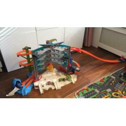 Complete Hotwheels baan met haai en geluid