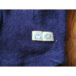 Donkerblauw badstoffen vestje. Maat 62/68. Merk: Hema.
