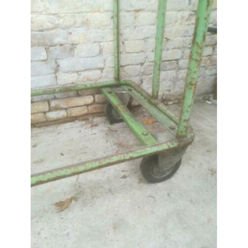 Industriële transportkar / trolley