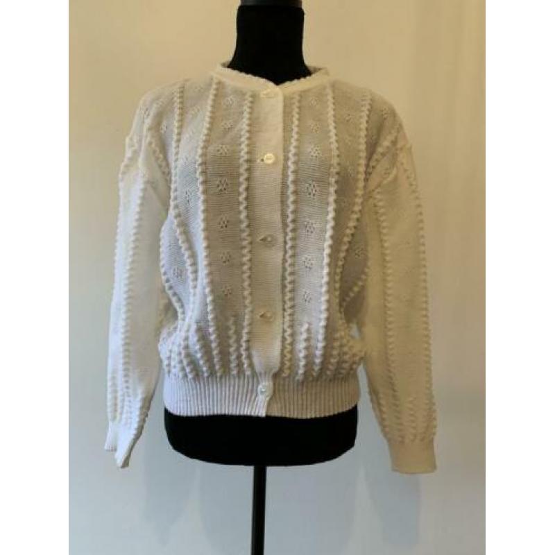 Opengewerkt wit vintage vestje