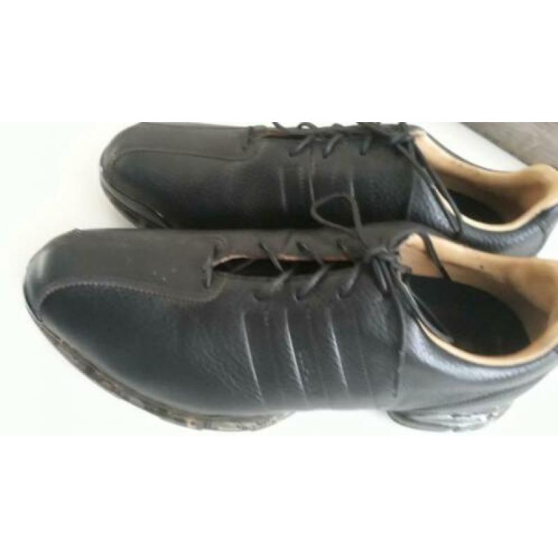 Splinternieuwe Adidas Golfschoennen.