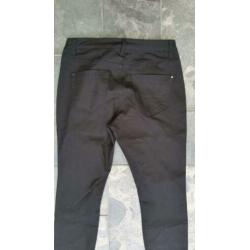 Yessica – zwarte broek maat 38
