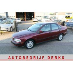 Volvo S40 1.8 Comfort Automaat Airco 5drs APK