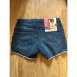 Nieuw stretch jeans broekje / korte spijkerbroek mt 40