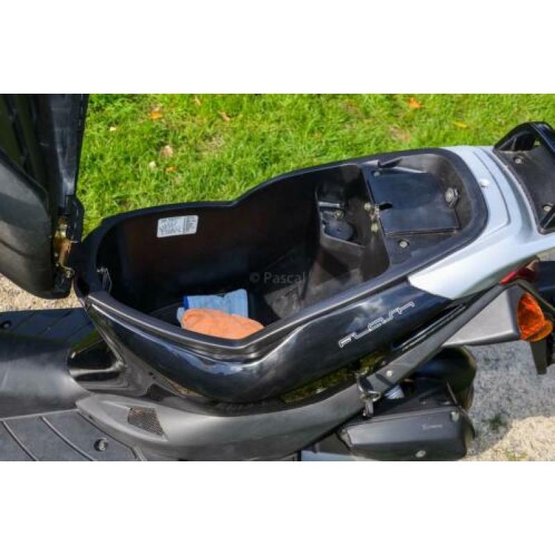 Nette scooter, 590 km op teller