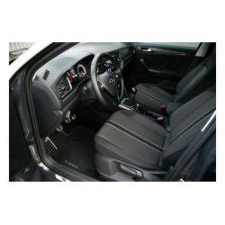 Volkswagen T-Roc 1.5 TSI Style 150pk Navi / Laneassist / PDC
