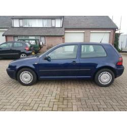 Volkswagen Golf 1.6 Comfortline Airco, Nieuwe apk t/m 20-02-