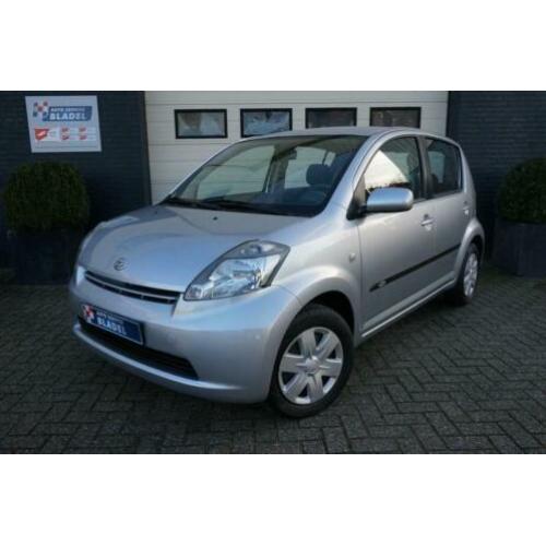Daihatsu Sirion 2 1.0-12V Premium Airco !