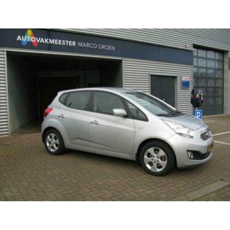 Kia Venga 1.6 CVVT X-ecutive automaat, camera