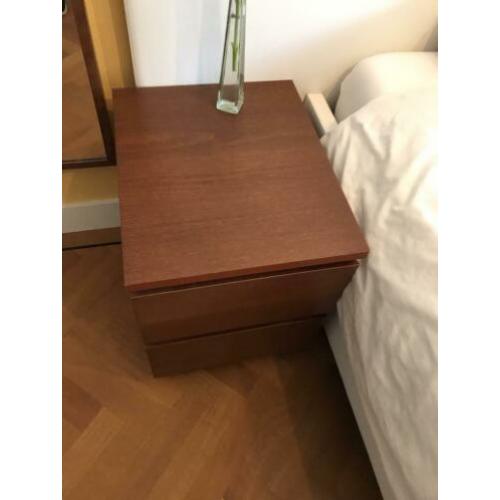 2x Ikea malm nachtkastje (€15pst)
