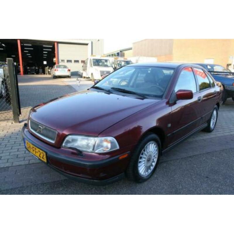 Volvo S40 1.8 Comfort Automaat Airco 5drs APK