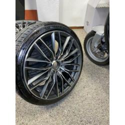 3 Velgen met Band golf,audi 225/40ZR19 licht parkeer schade